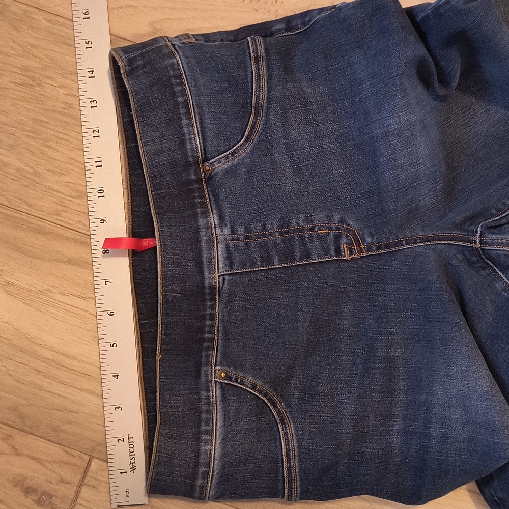Spanx Distressed Jeans - Picture 7 of 8